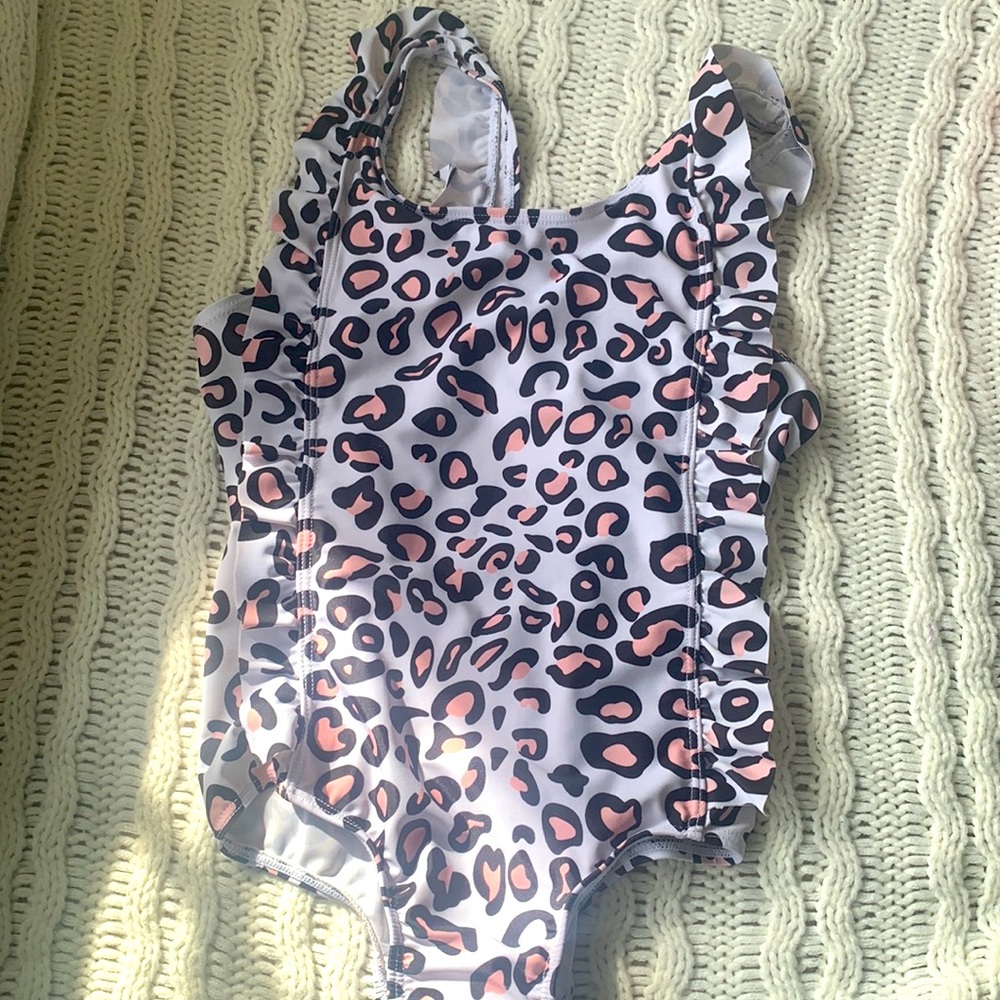 Cute cheetah print girls bathing suits size 120